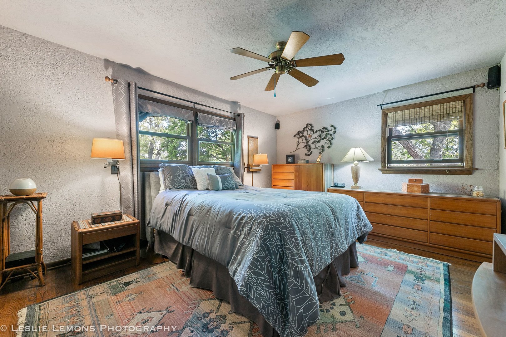 3192 Beller Drive Darien, IL 60561 - Photo 22 of 50 a bed sitting in a bedroom next to a window