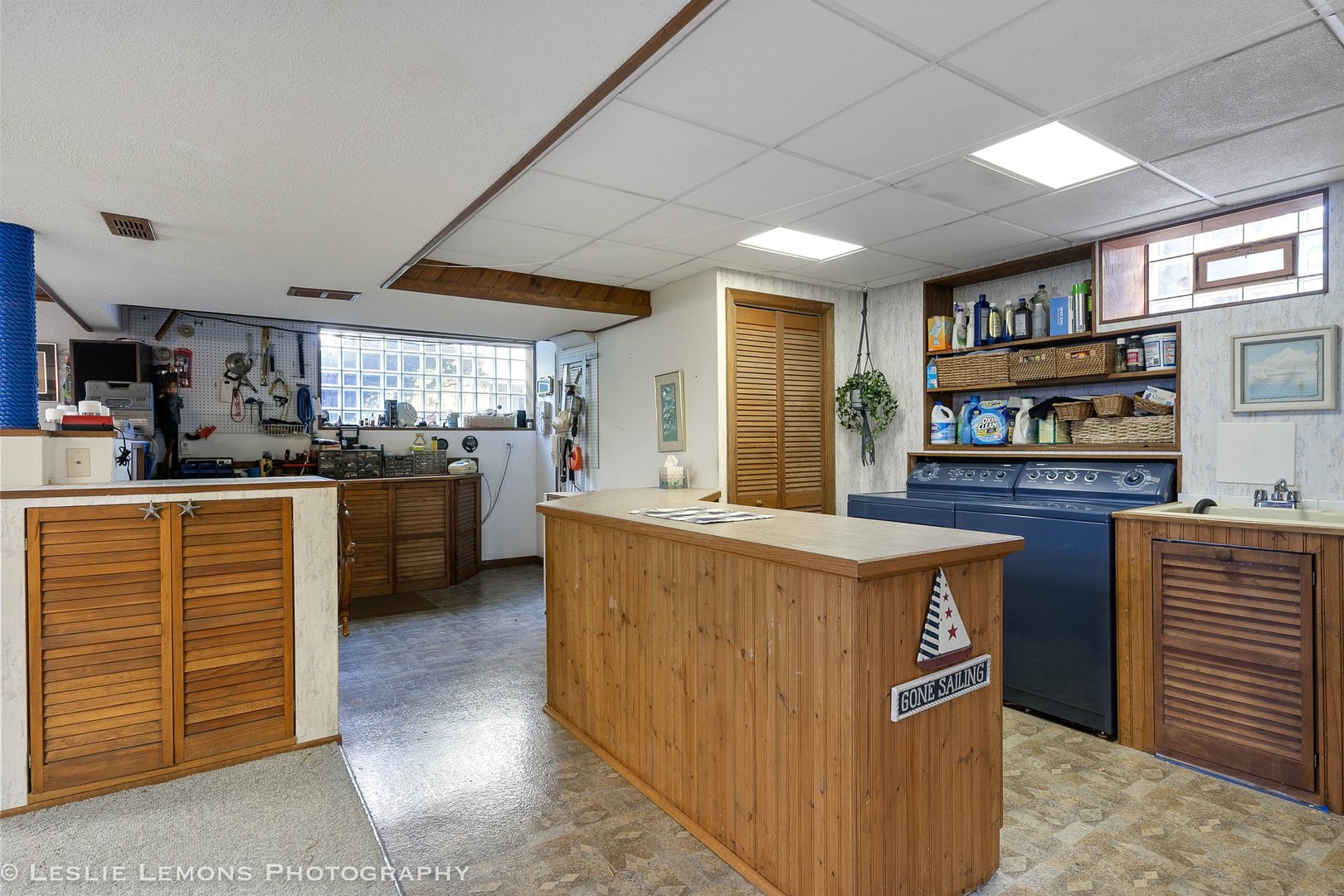 3192 Beller Drive Darien, IL 60561 - Photo 31 of 50 a kitchen with stainless steel appliances granite countertop a stove and a refrigerator