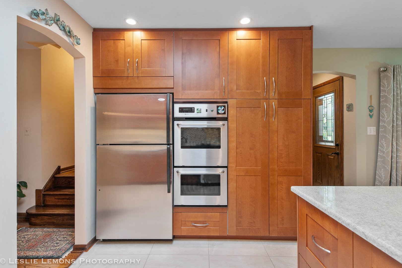 3192 Beller Drive Darien, IL 60561 - Photo 5 of 50 a kitchen with appliances and a refrigerator