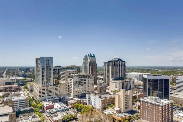 $3,700 | 111 East Washington Street, Orlando, FL 32801