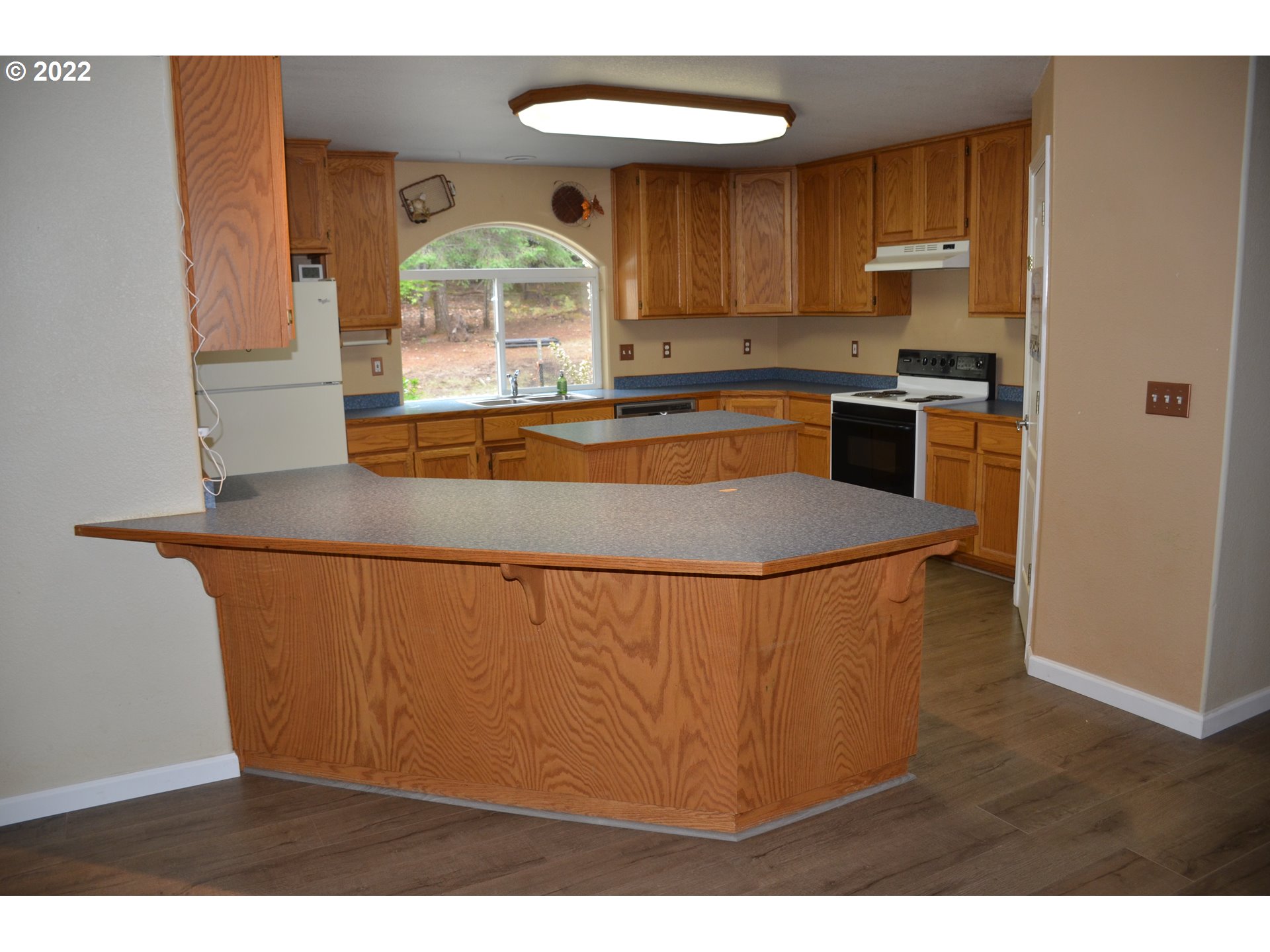 627 Marcy Loop Road Grants Pass, OR 97527 - Photo 7 of 22 Gallery Image 7