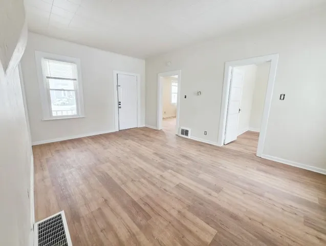 $169,900 | 1405 Day Street, Green Bay, WI 54302