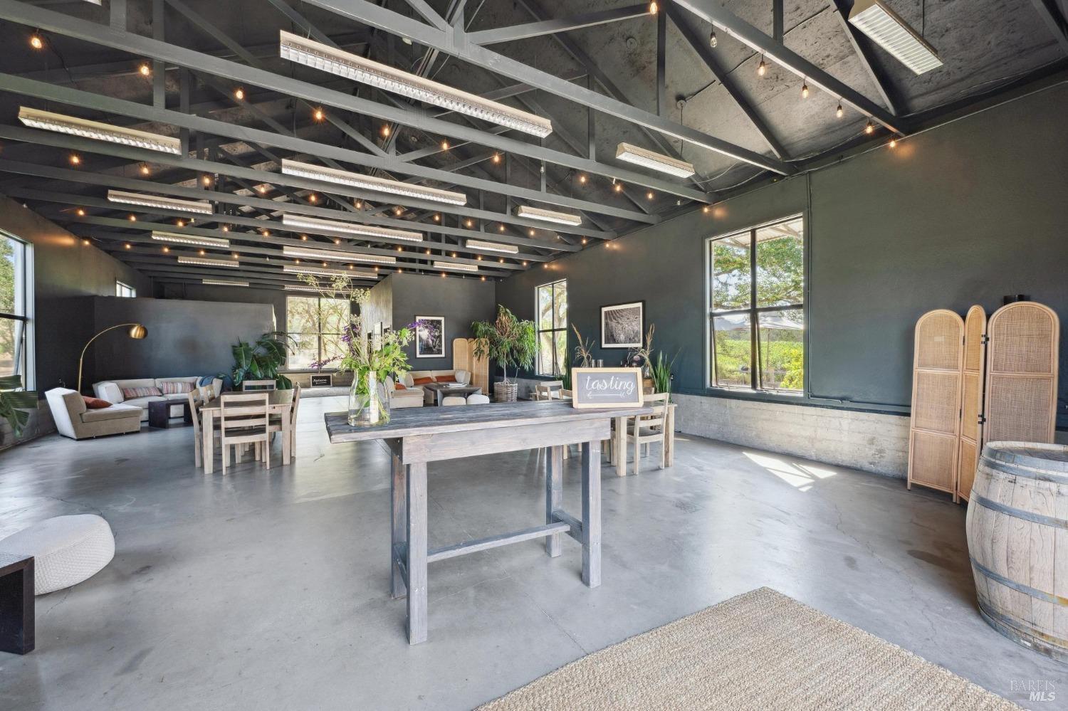 13414 Chalk Hill Road Healdsburg, CA 95448 - Photo 21 of 99