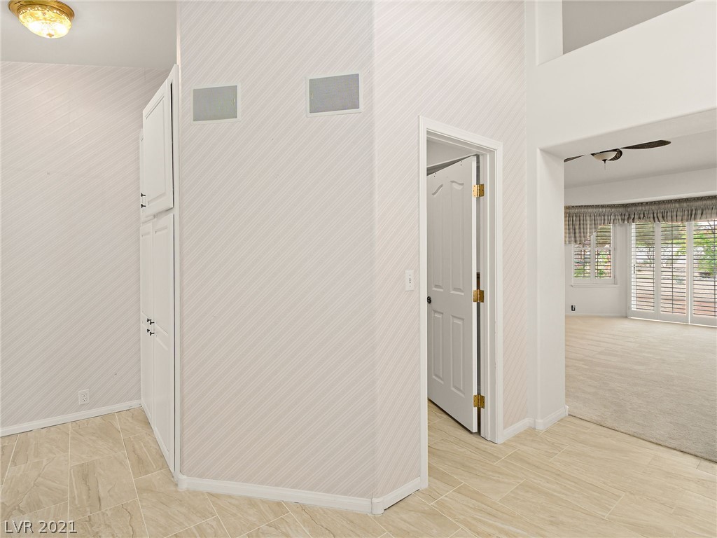 2875 East Russell Road Las Vegas, NV 89120 - Photo 32 of 50 Gallery Image 32