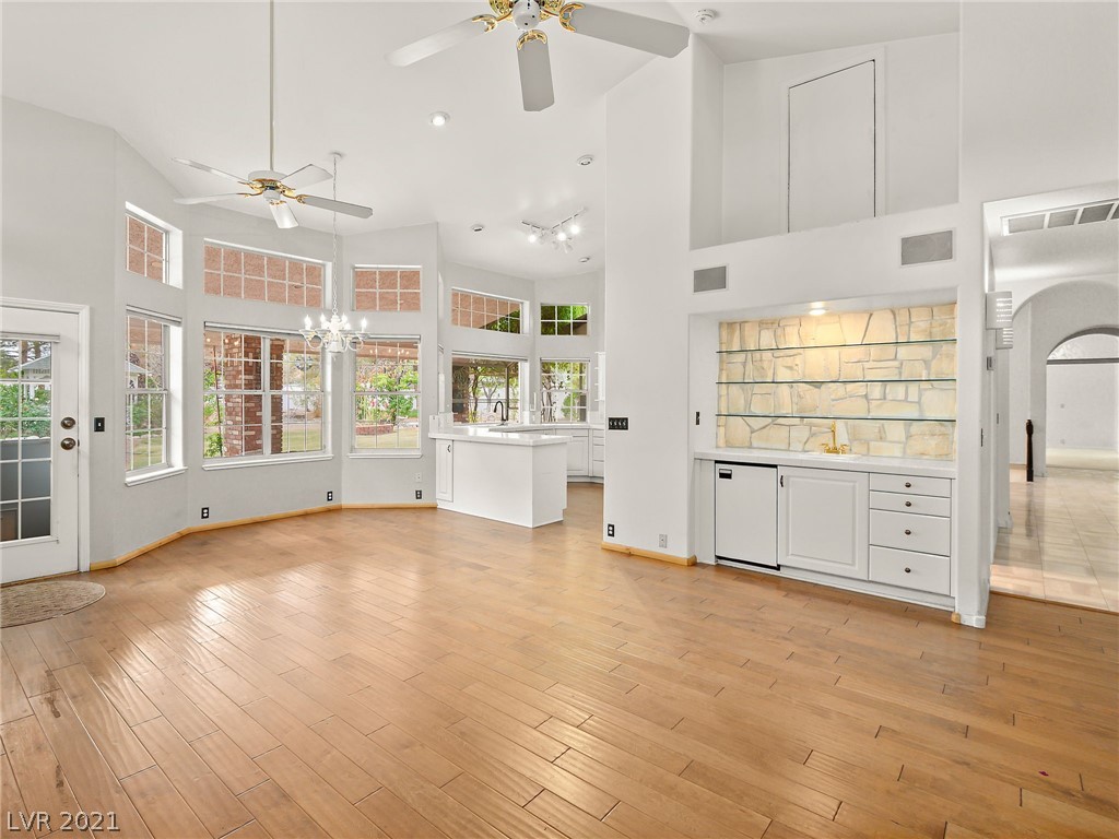 2875 East Russell Road Las Vegas, NV 89120 - Photo 40 of 50 Gallery Image 40