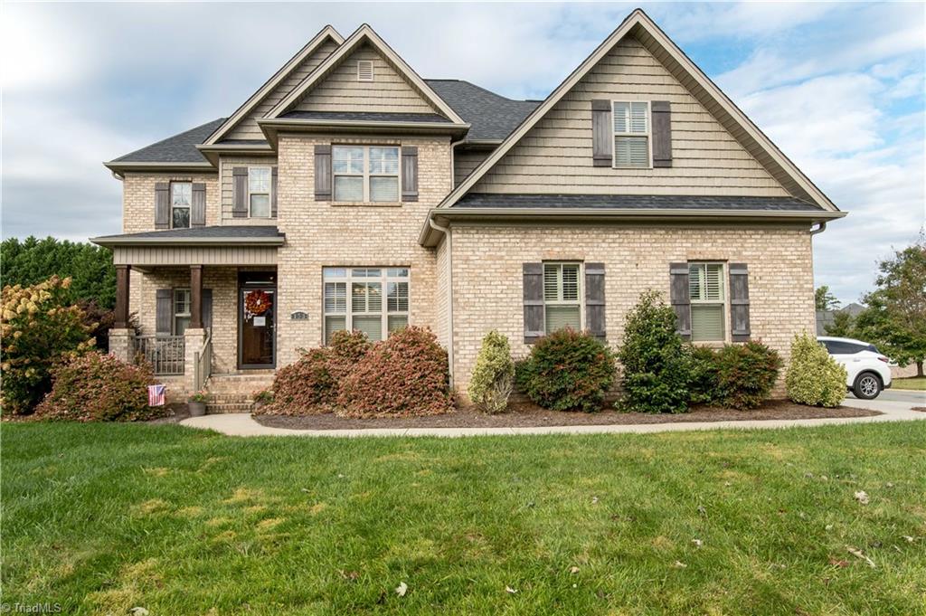 153 Caudle Meadows Drive Advance, NC 27006 - Photo 2 of 28 Beautiful all Brick home in golf community