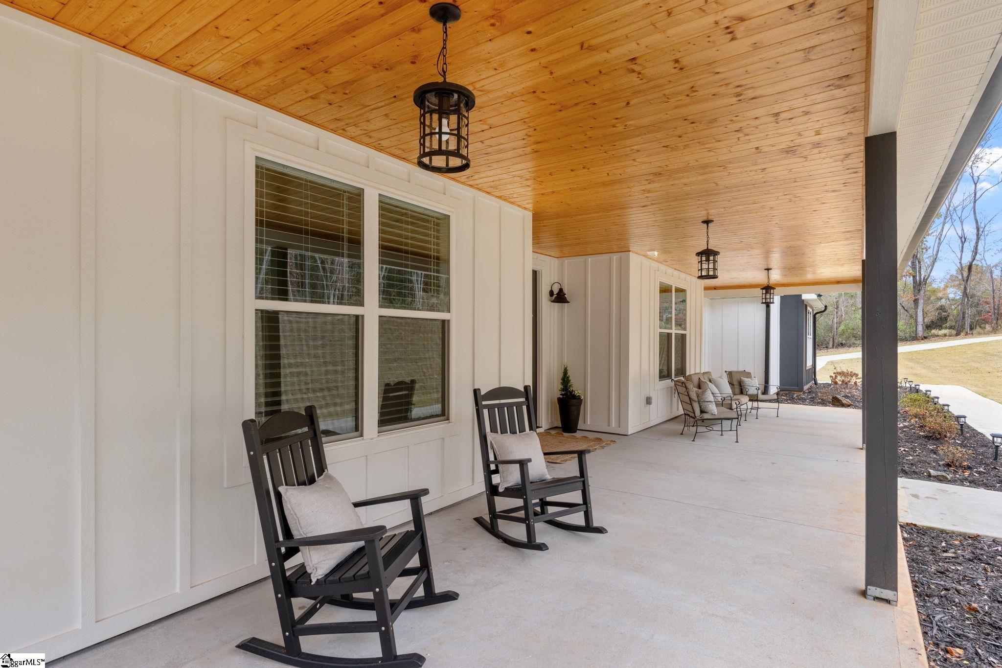 1502 A Groce Meadow Road Taylors, SC 29687 - Photo 5 of 39