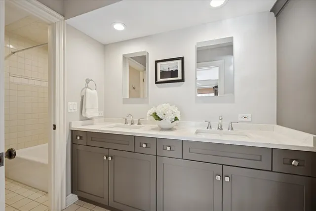 $1,750,000 | 440 South Grant Street, Hinsdale, IL 60521