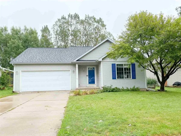 $2,650 | 1217 Glacier Hill Drive, Madison, WI 53704
