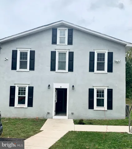 $1,300 | 539 Gravel Pike, Unit 8, Collegeville, PA 19426