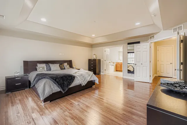 $649,900 | 2224 Amelia Lane, Hoffman Estates, IL 60192