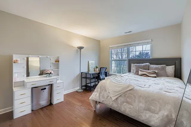 $649,900 | 2224 Amelia Lane, Hoffman Estates, IL 60192