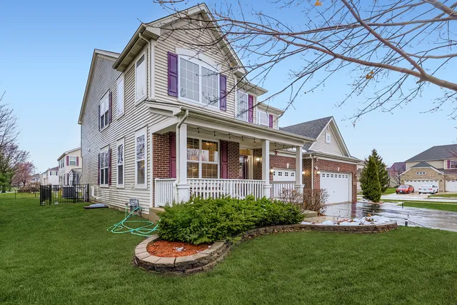 $649,900 | 2224 Amelia Lane, Hoffman Estates, IL 60192