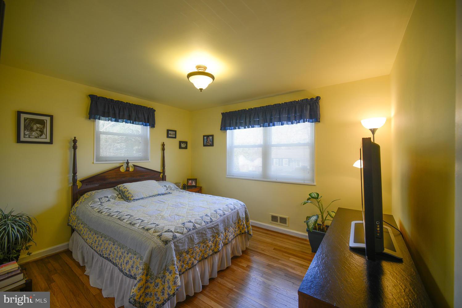 11718 Highview Avenue Silver Spring, MD 20902 - Photo 19 of 24 Interior (General)
