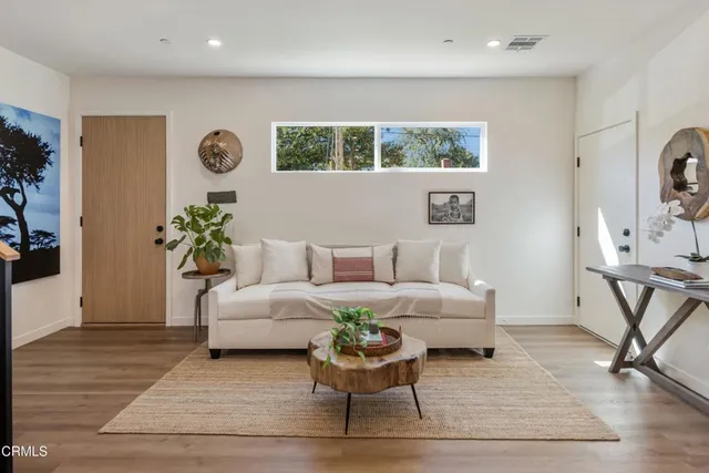 $1,250,000 | 630 North Pasadena Avenue, Pasadena, CA 91103