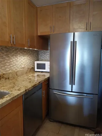 $3,300 | 1645 Ala Wai Boulevard, Unit 501, Honolulu, HI 96815