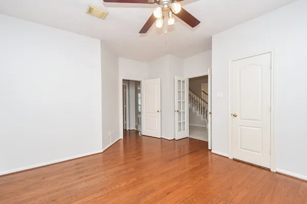 $3,000 | 7010 Adobe Oaks Court, Sugar Land, TX 77479