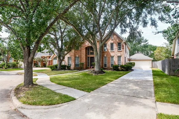 $3,000 | 7010 Adobe Oaks Court, Sugar Land, TX 77479