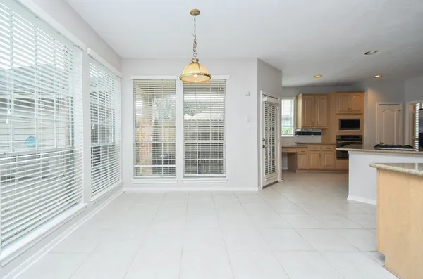 $3,000 | 7010 Adobe Oaks Court, Sugar Land, TX 77479