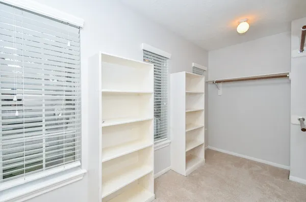 $3,000 | 7010 Adobe Oaks Court, Sugar Land, TX 77479