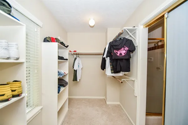 $3,000 | 7010 Adobe Oaks Court, Sugar Land, TX 77479