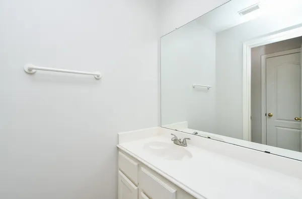 $3,000 | 7010 Adobe Oaks Court, Sugar Land, TX 77479