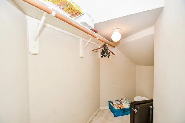 $3,000 | 7010 Adobe Oaks Court, Sugar Land, TX 77479