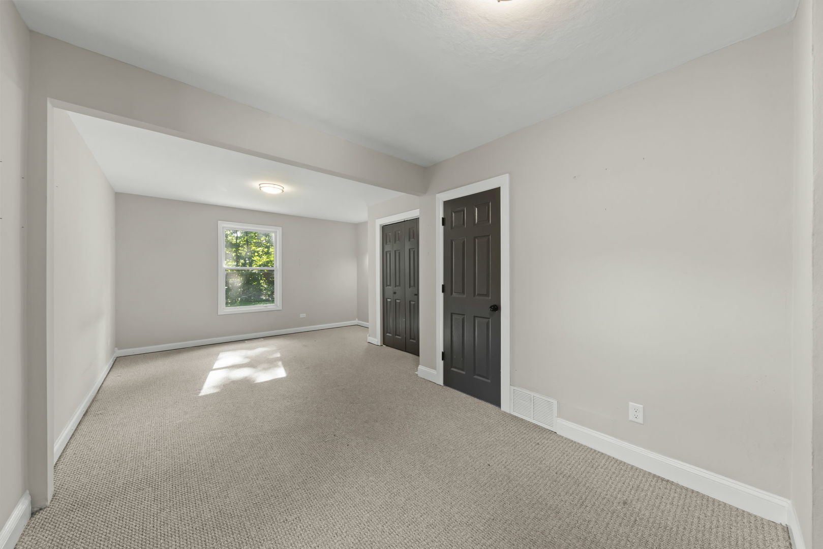 708 North Cedar Road New Lenox, IL 60451 - Photo 11 of 26 Gallery Image 11