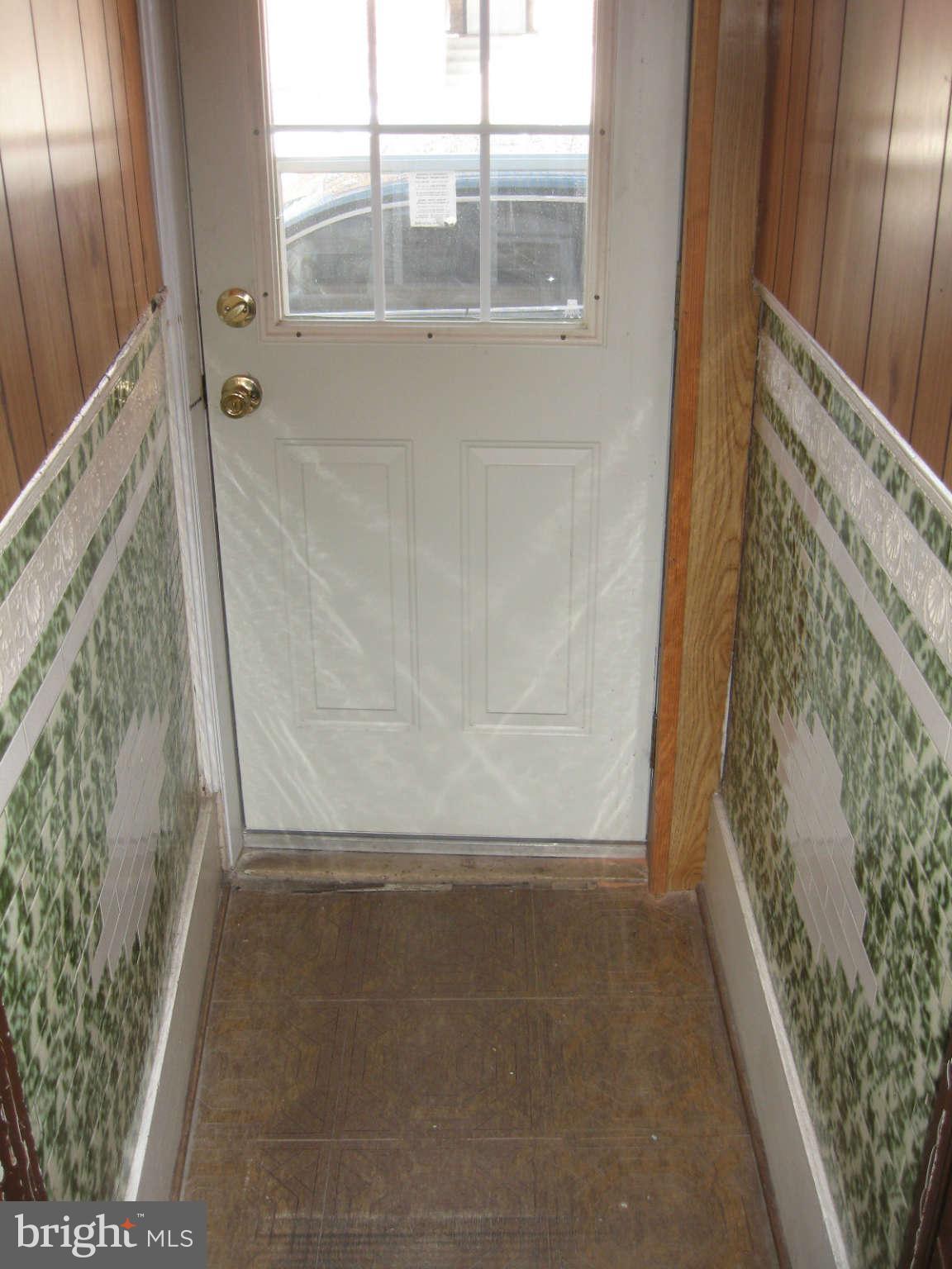1415 Riverside Avenue Baltimore, MD 21230 - Photo 15 of 24 a view of bath room