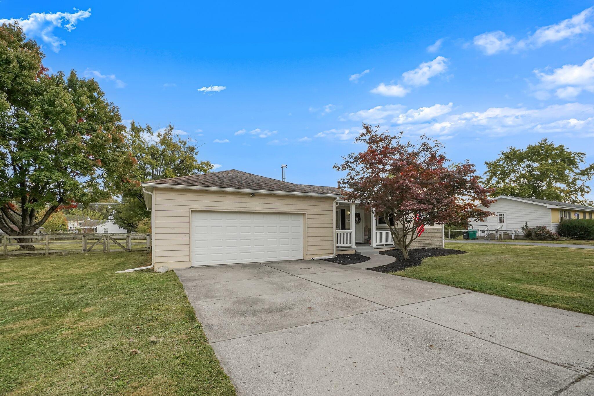 2363 East Howard Road Columbus, OH 43207 - Photo 23 of 24 2-web-or-mls-2363-e-howard-rd