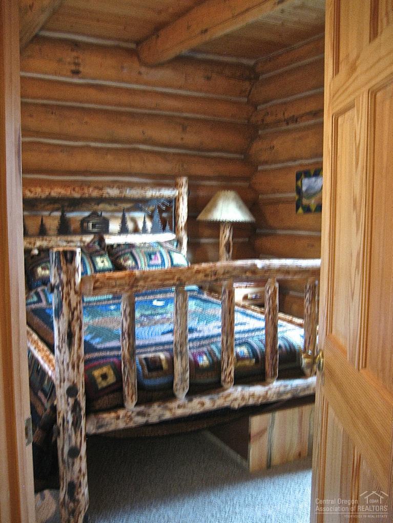 55836 Black Duck Road Bend, OR 97707 - Photo 20 of 25 Additional Photo