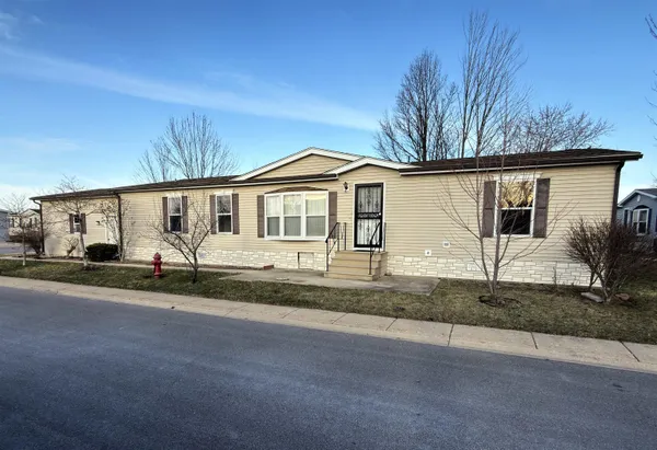 $120,000 | 447 Seasons Parkway, Belvidere, IL 61008