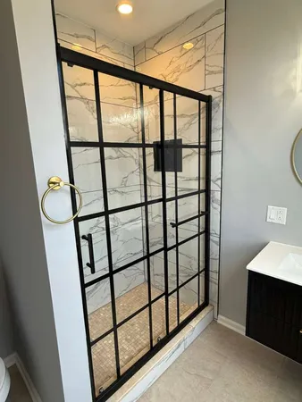 $3,995 | 448 North Aberdeen Street, Unit 3, Chicago, IL 60642