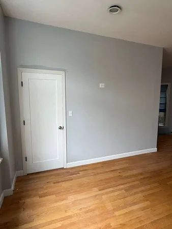 $3,995 | 448 North Aberdeen Street, Unit 3, Chicago, IL 60642