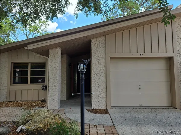 $1,950 | 87 Golfview Drive, Homosassa, FL 34446