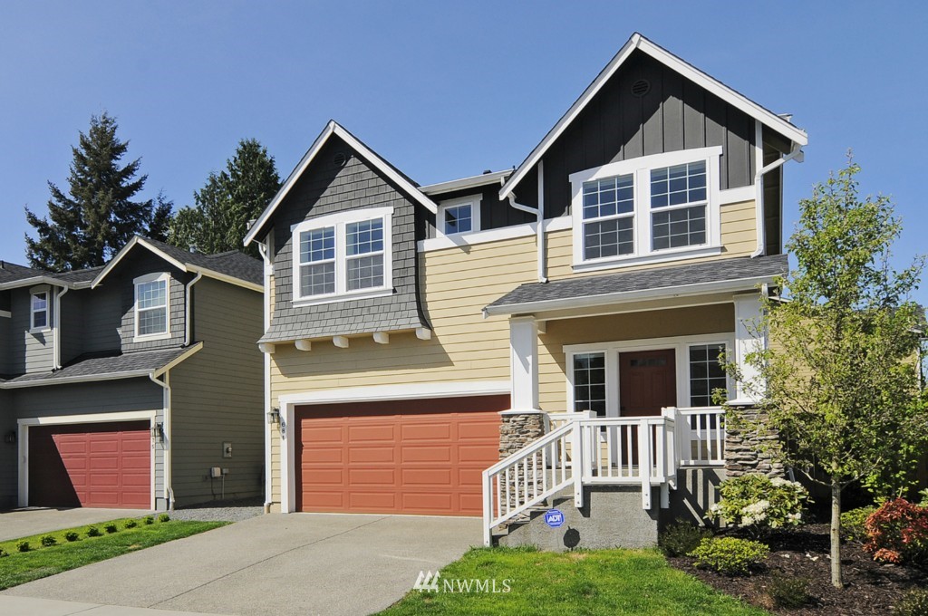 681 Ilwaco Avenue Northeast Renton, WA 98059 - Photo 2 of 19