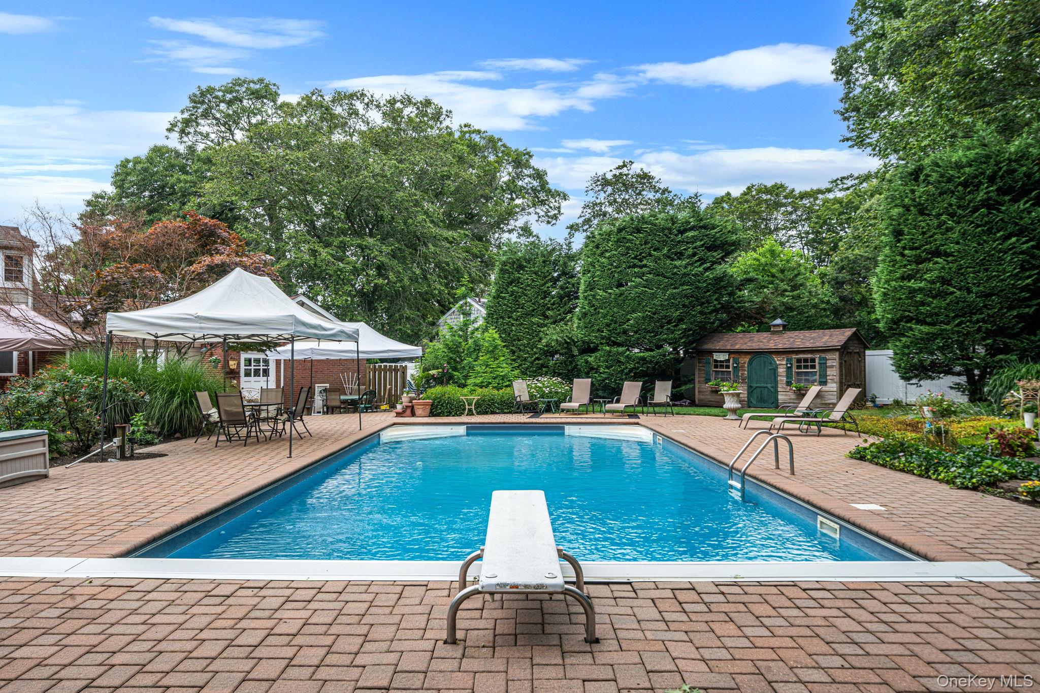 863 Richmond Road East Meadow, NY 11554 - Photo 6 of 44