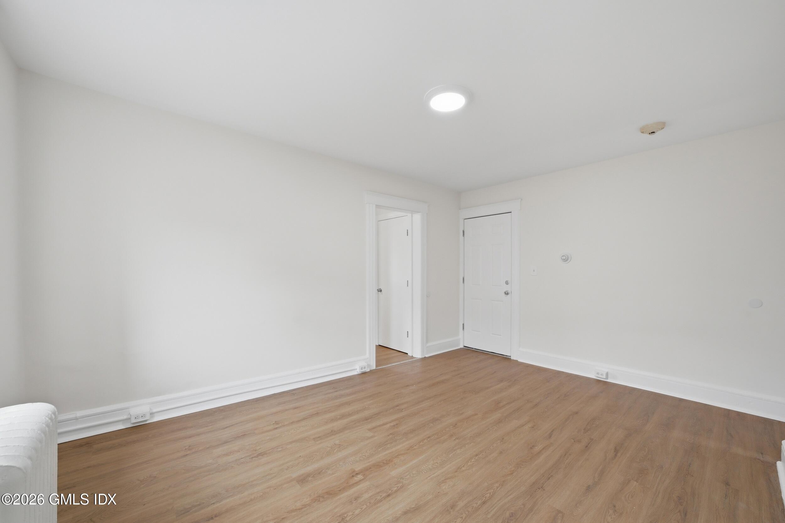 140 Hamilton Avenue, Unit 2 Greenwich, CT 06830 - Photo 2 of 12 IMG_9043 (1)