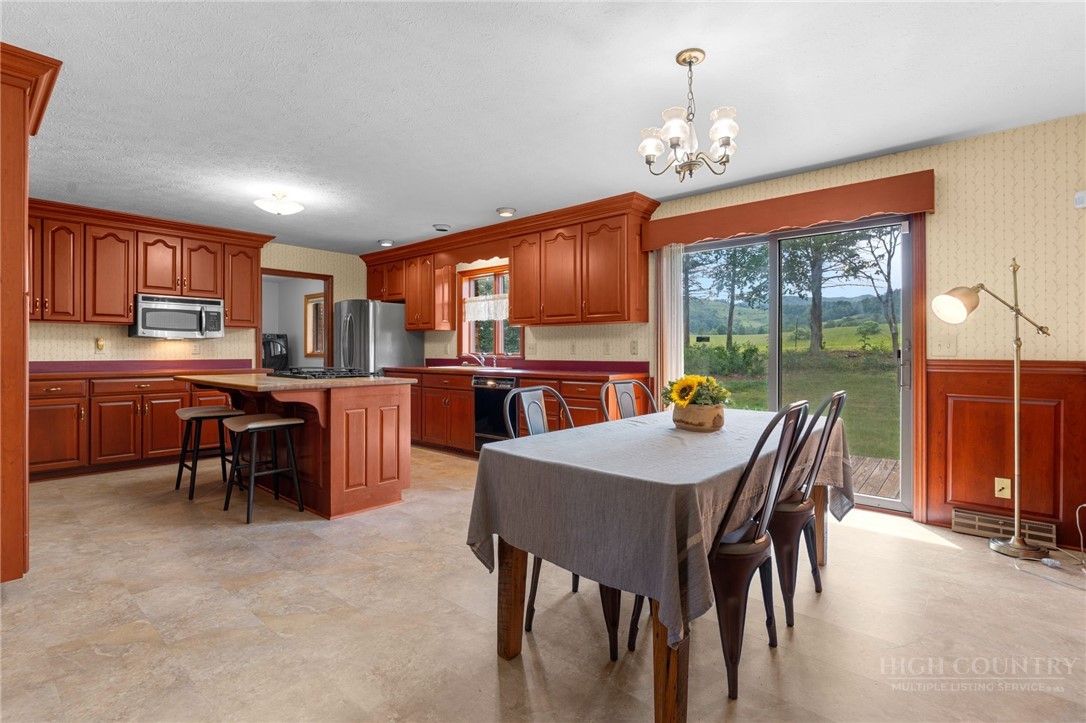 1701 Nc Highway Crumpler, NC 28617 - Photo 21 of 50