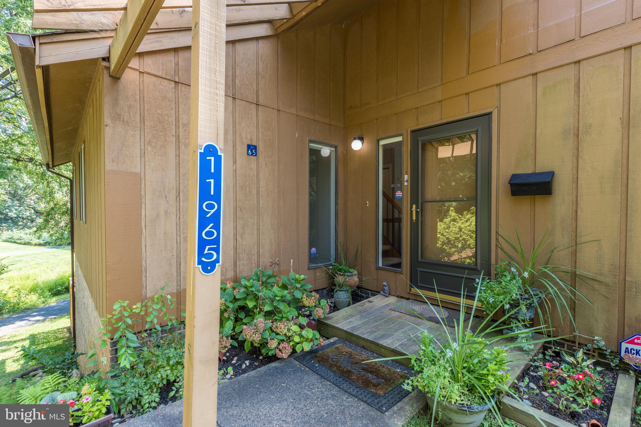 11965 Greywing Court Reston, VA 20191 - Photo 2 of 58 Gallery Image 2