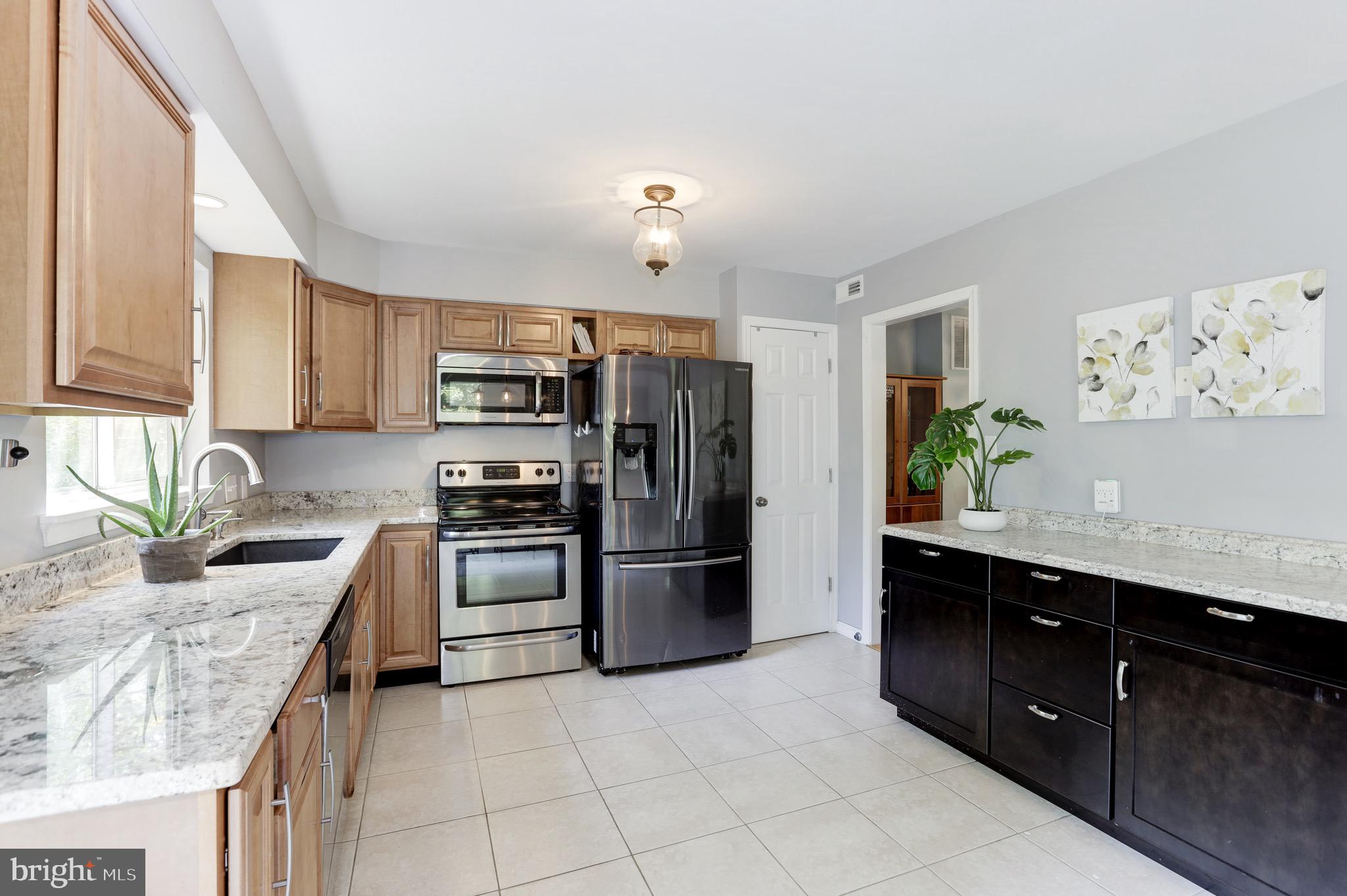 11965 Greywing Court Reston, VA 20191 - Photo 16 of 58 Gallery Image 16