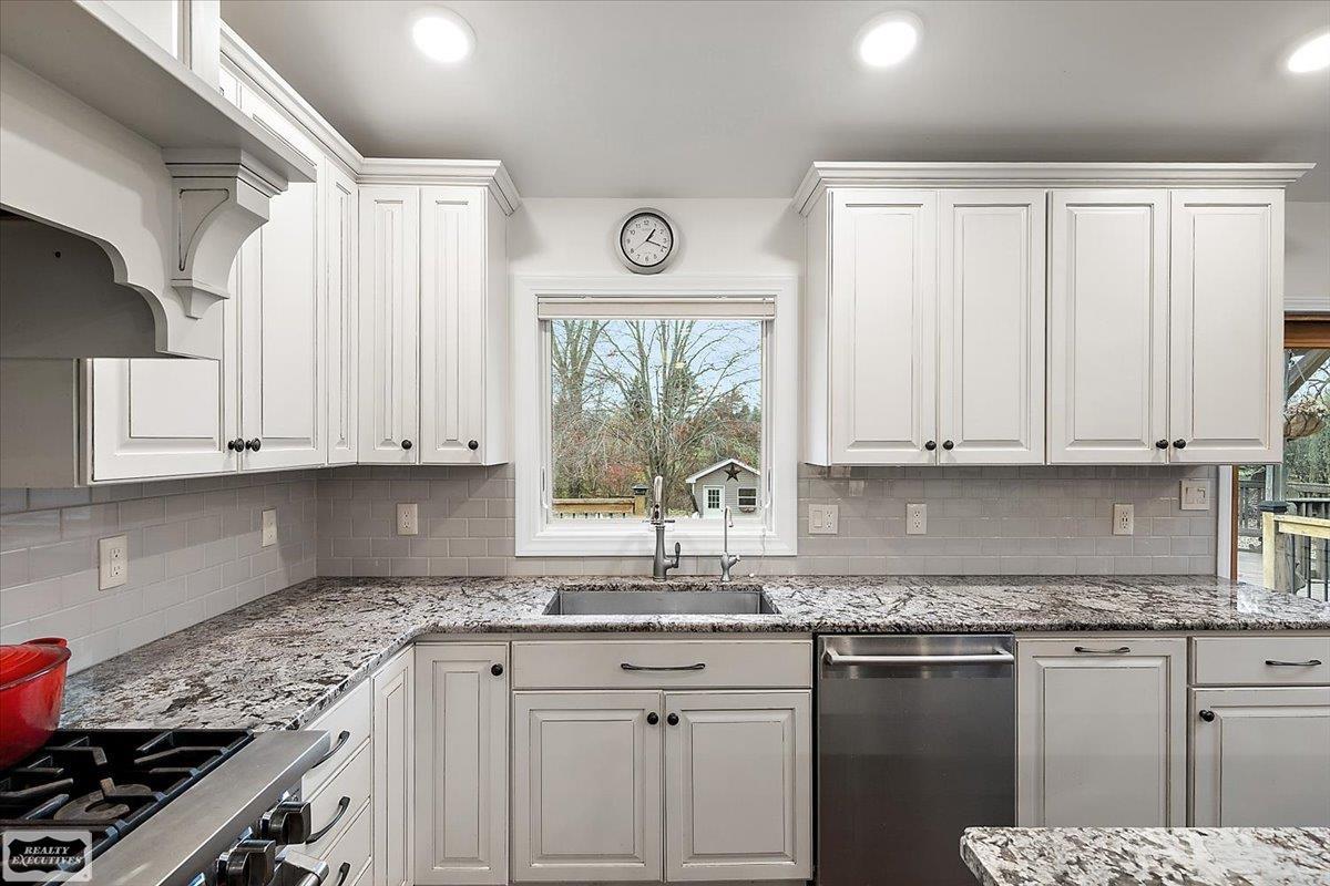 9800 Coon Hill Road Munith, MI 49259 - Photo 46 of 78