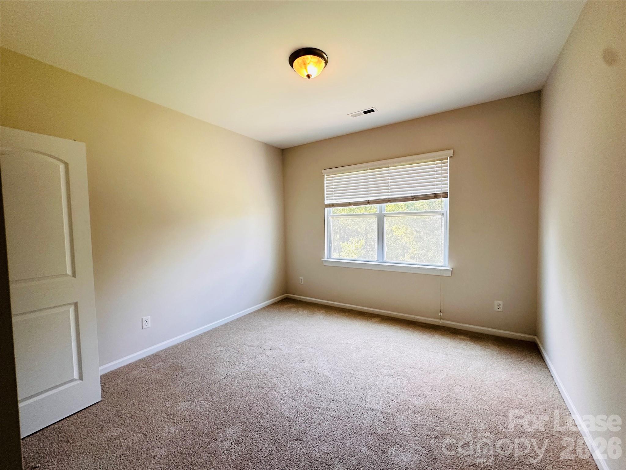 10326 Newbridge Road Charlotte, NC 28278 - Photo 8 of 16 Gallery Image 8