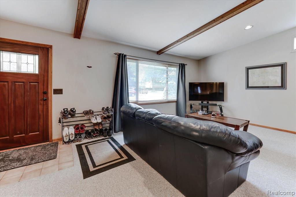 3696 Alida Avenue Rochester Hills, MI 48309 - Photo 6 of 45