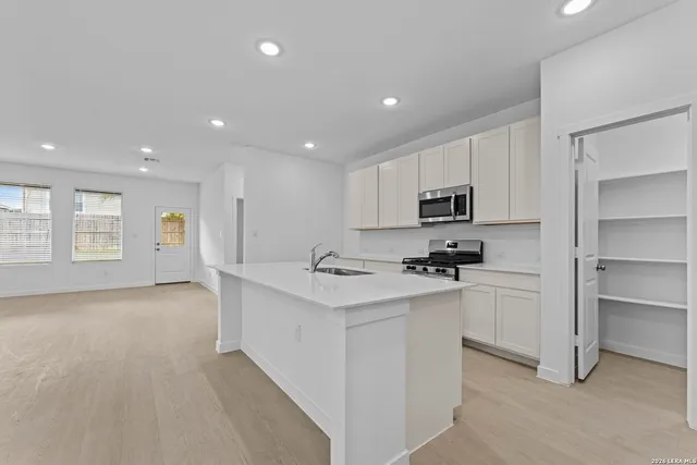 $270,000 | 2303 Fort Davis Pass, Marion, TX 78124