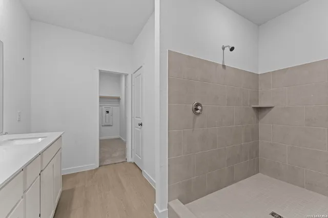 $270,000 | 2303 Fort Davis Pass, Marion, TX 78124