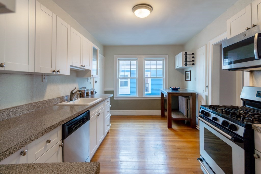 15 Hampstead Road, Unit 2 Boston, MA 02130 - Photo 9 of 24 Gallery Image 9