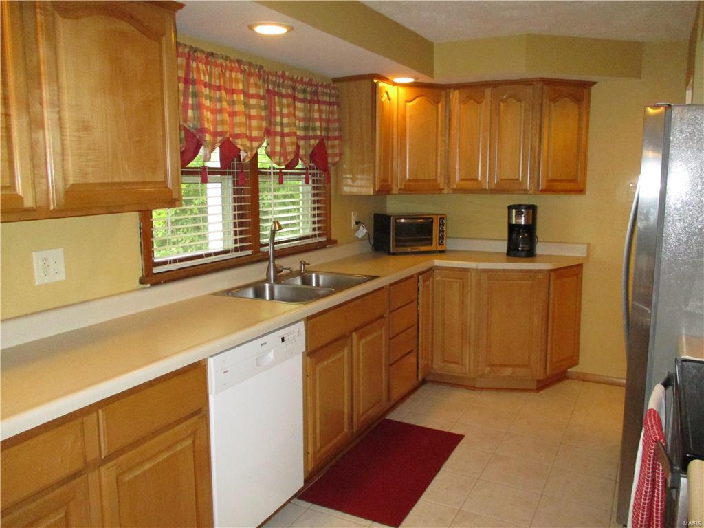6438 Quercus Grove Road Edwardsville, IL 62025 - Photo 22 of 35