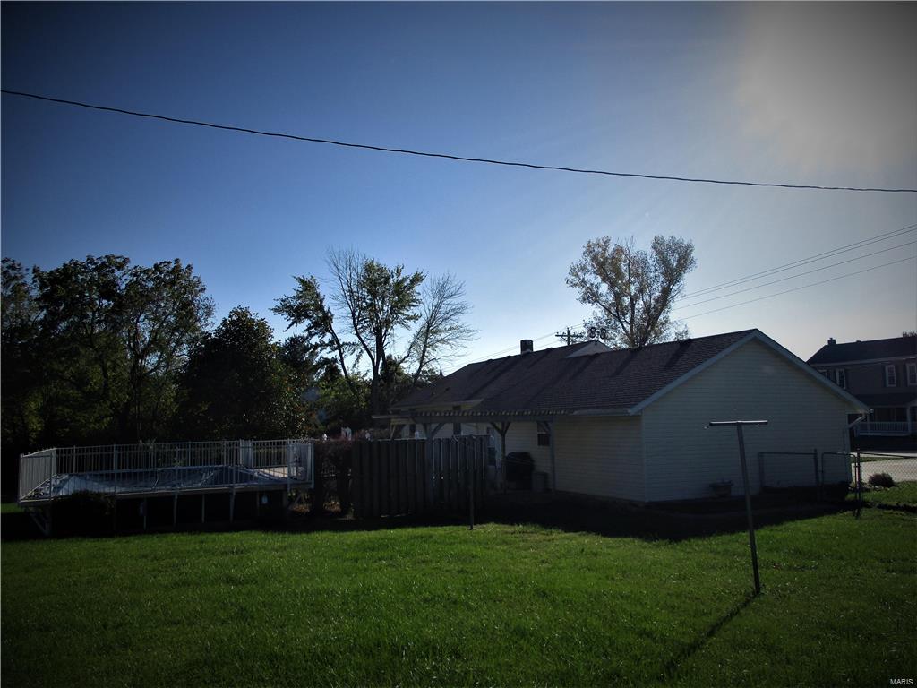6438 Quercus Grove Road Edwardsville, IL 62025 - Photo 7 of 35