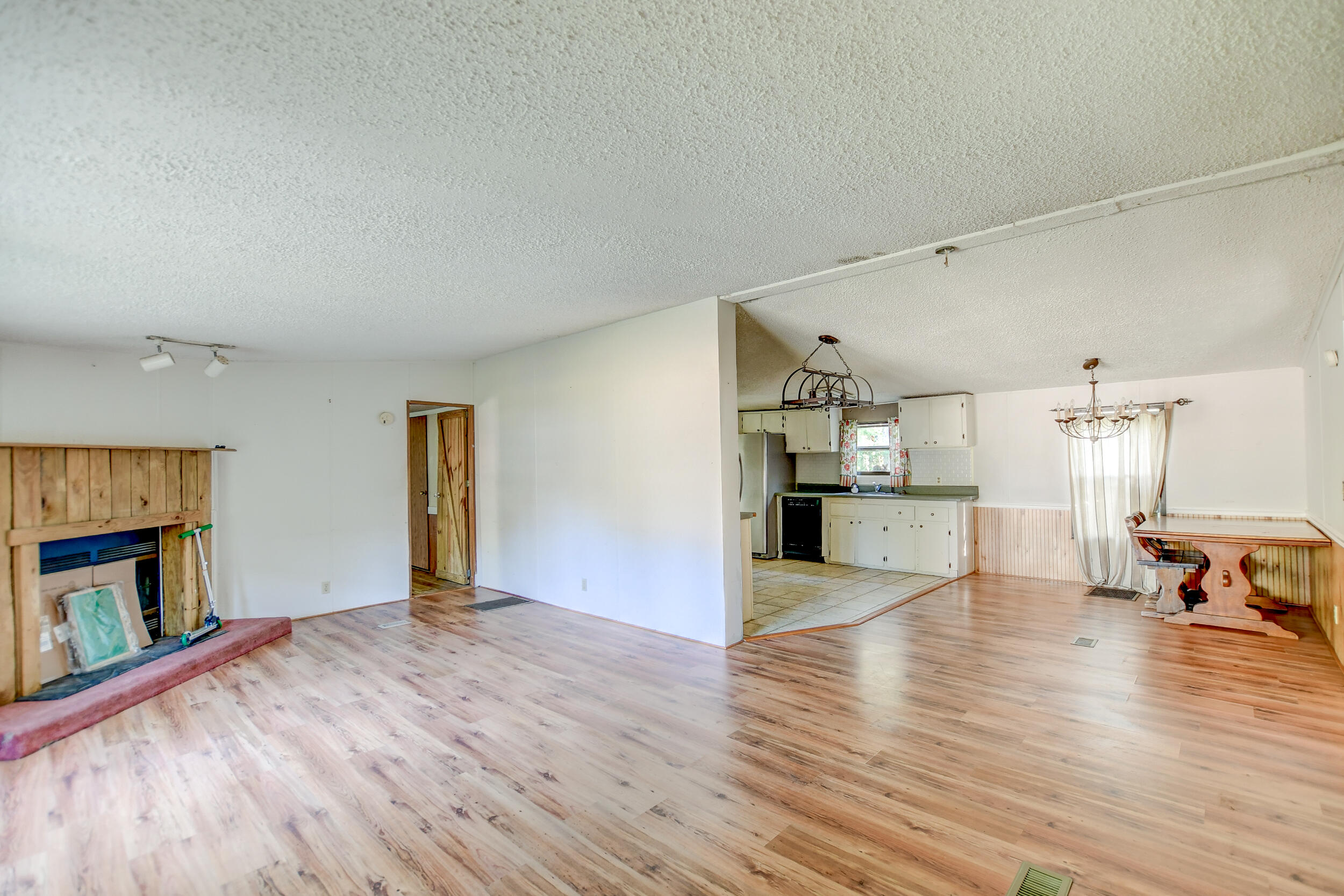 113 Markie Road Summerville, SC 29486 - Photo 21 of 30 DSC_1029_30_31_32_33